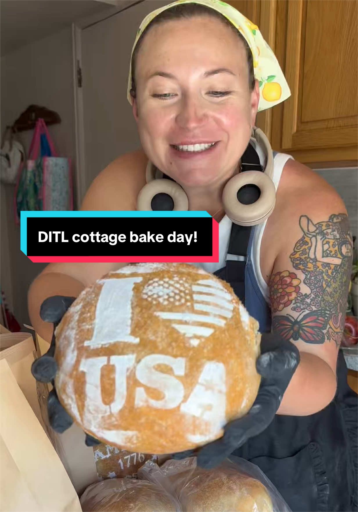 @Hali Holt 🥨