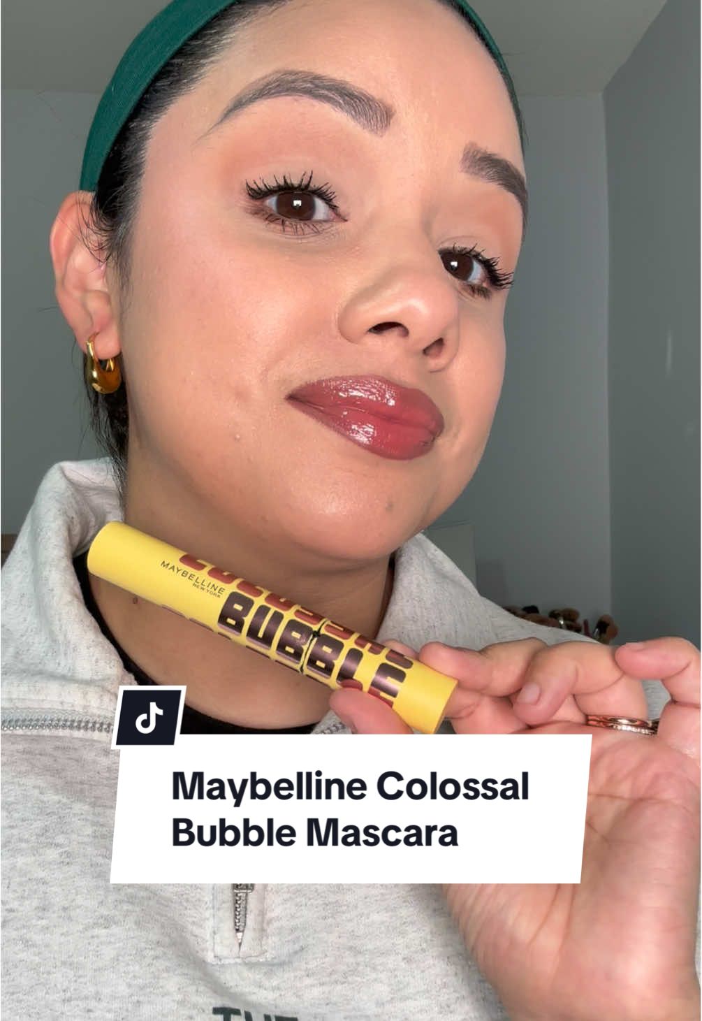 @Xochitl | Latina Creator