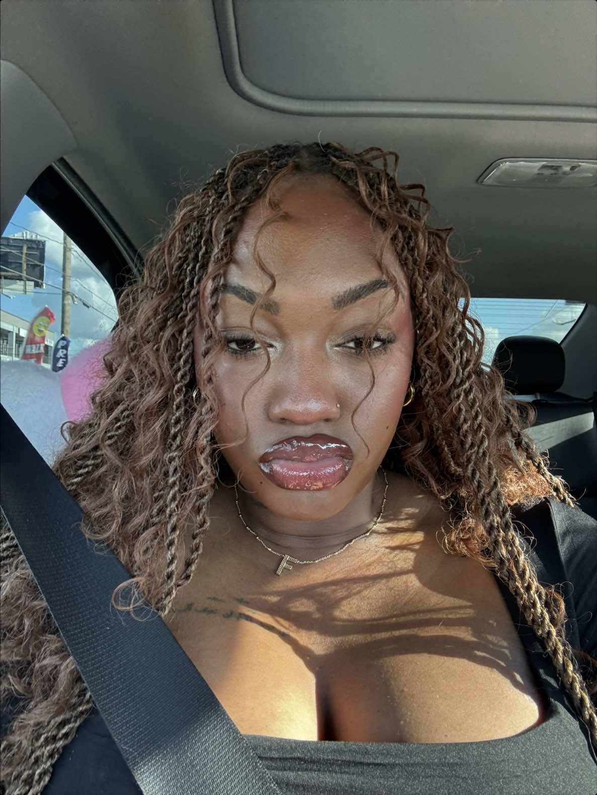 @wymia.b