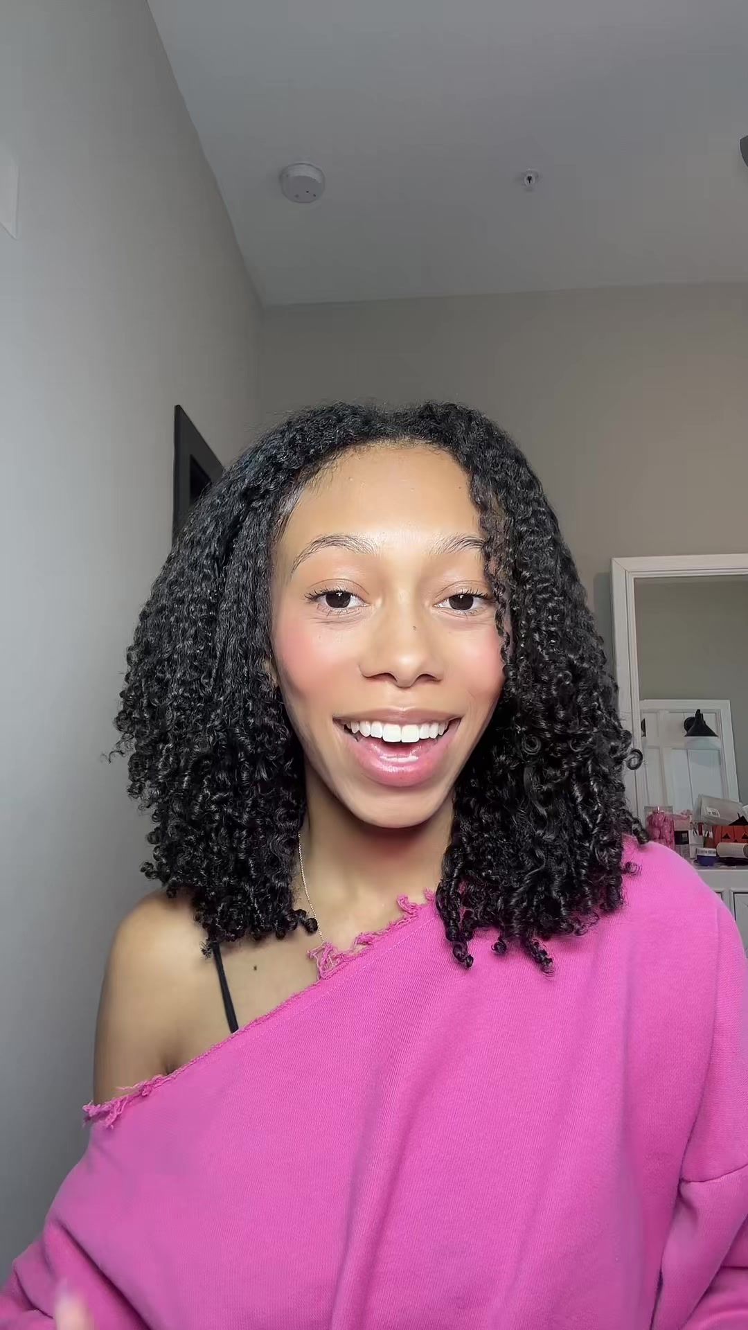 @AYSIA NICOLE