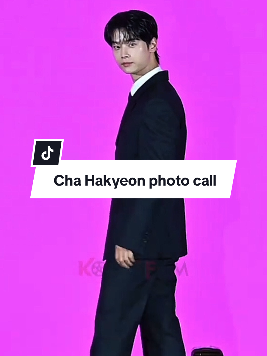 @CaroVIXX | a fan account