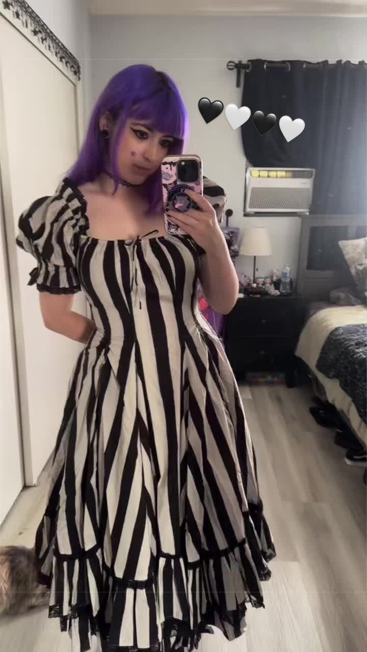 @creepyplum