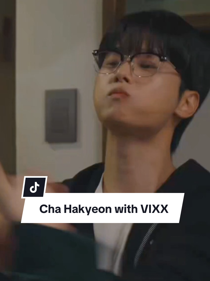 @CaroVIXX | a fan account