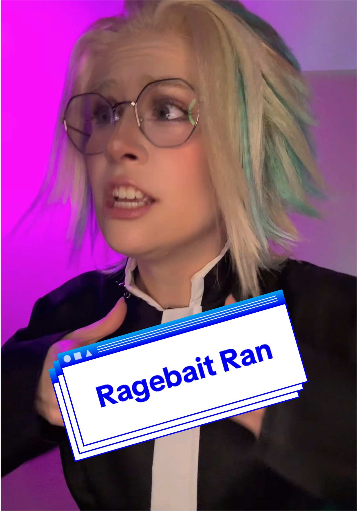 @WhatTheFandom