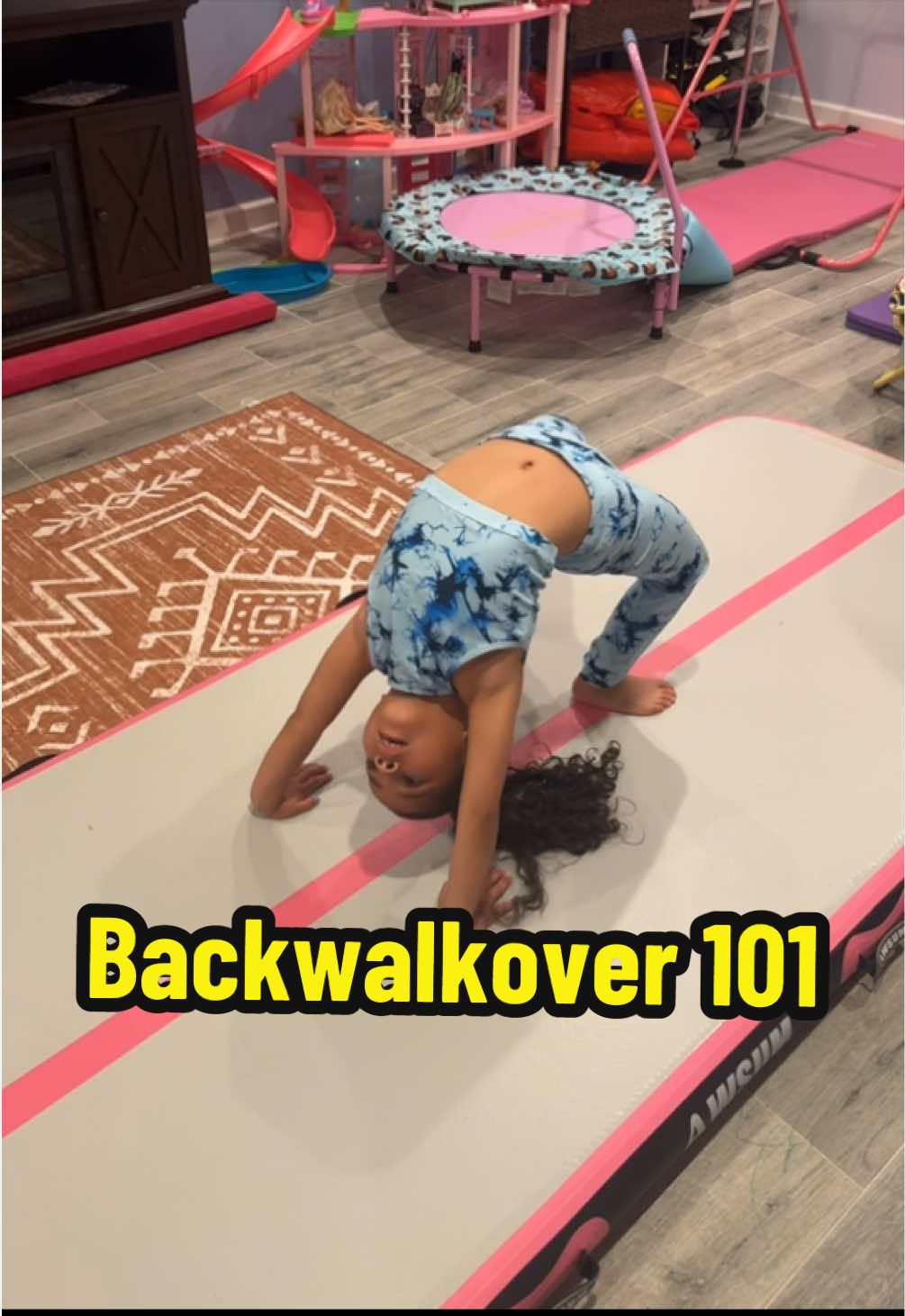 @Hollowaysisters