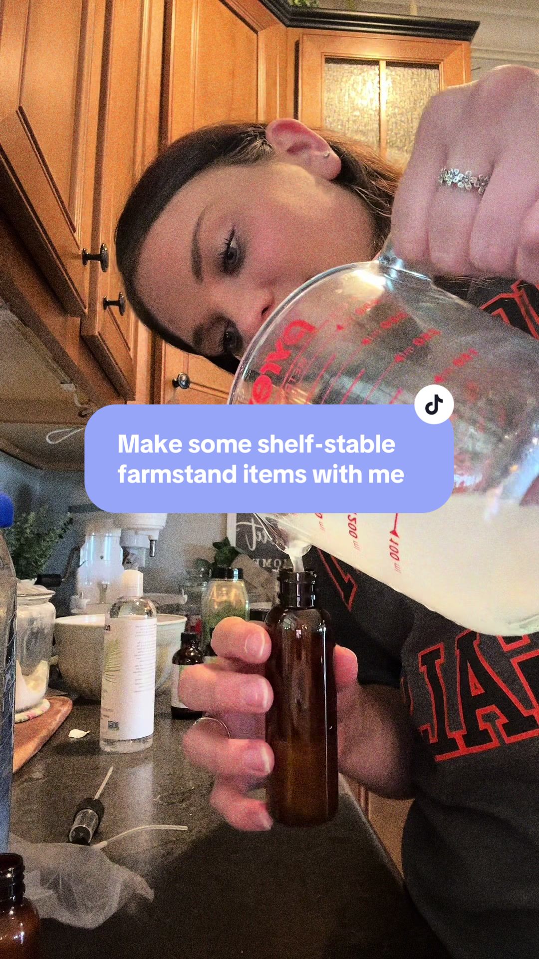 @Deanna 🧺👩🏻🌾 •Farmstander•