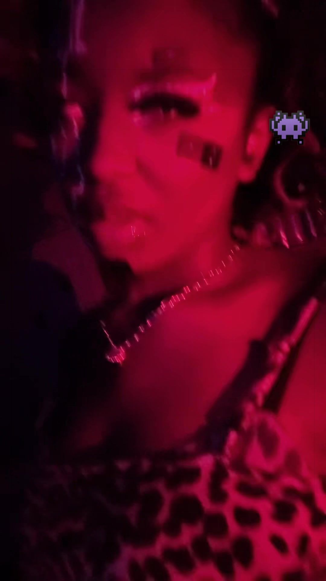 @Kenyaa