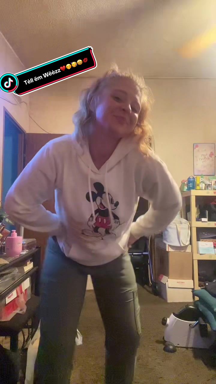 @WeeziePadgett