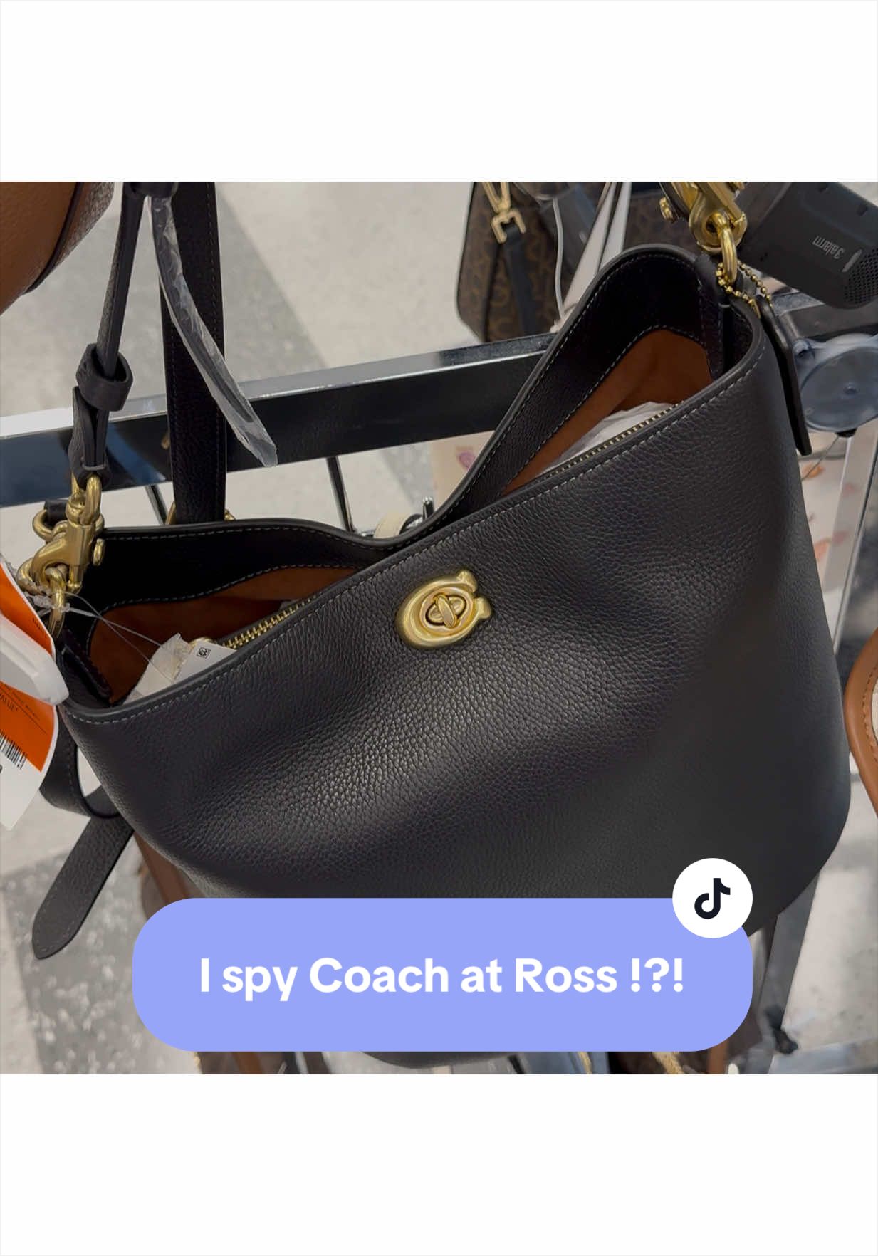 @Just browsing 🍒👜 🎀