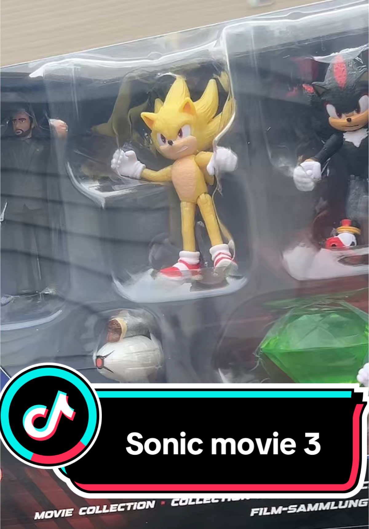 @ActionfigureStories + Sonic