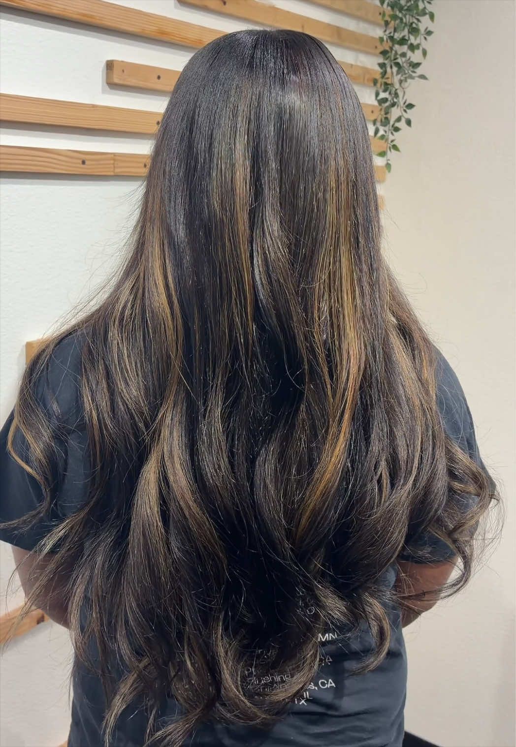 @Janessa | VEGAS HAIRSTYLIST