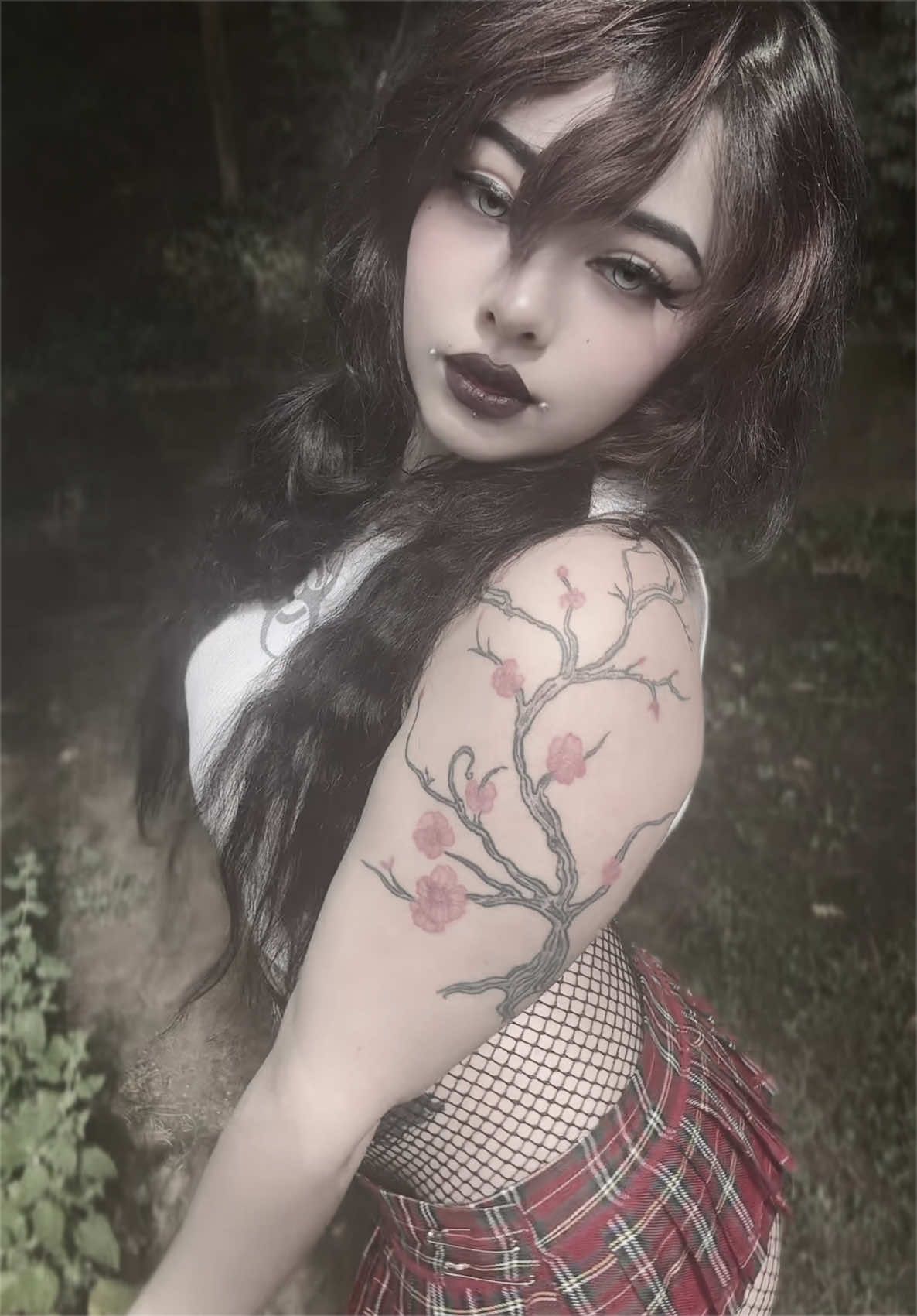 @☣️Suzie Rain☣️