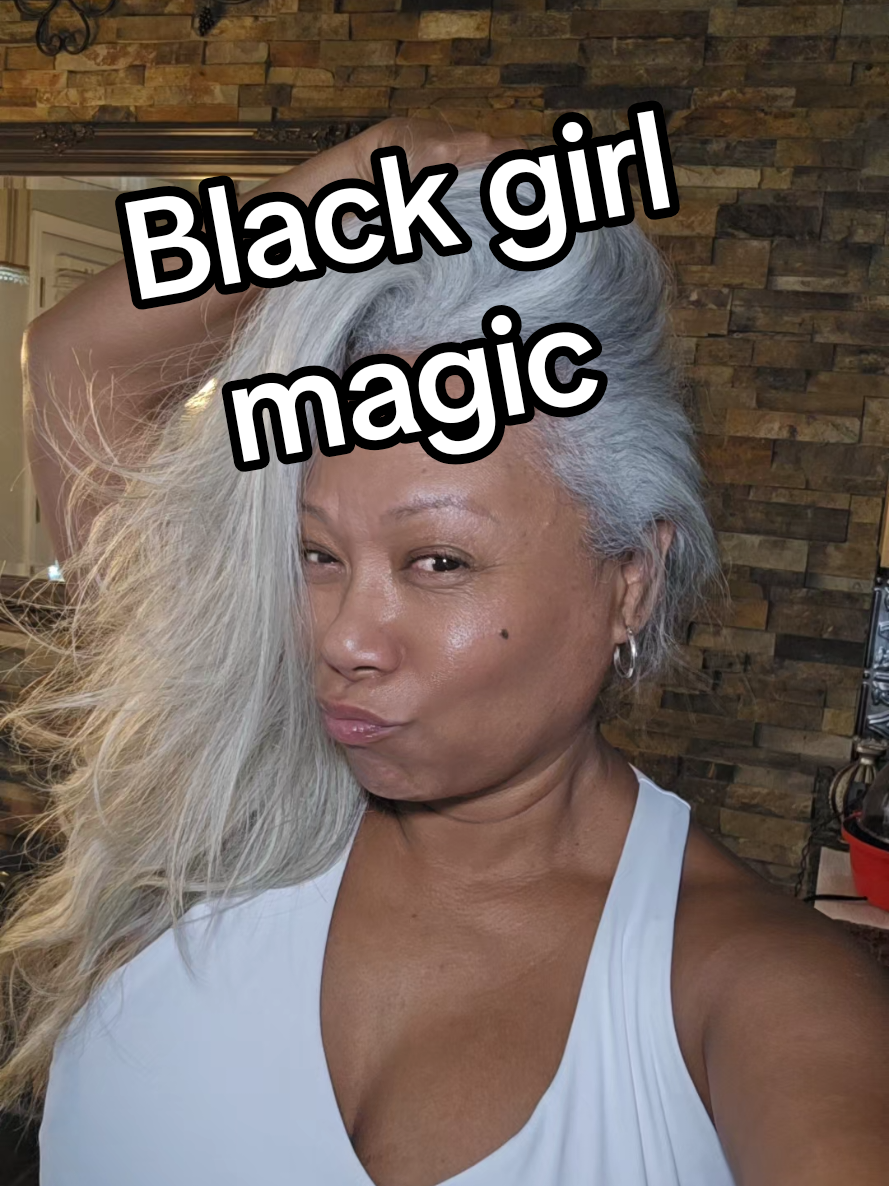 @yogoesgrey