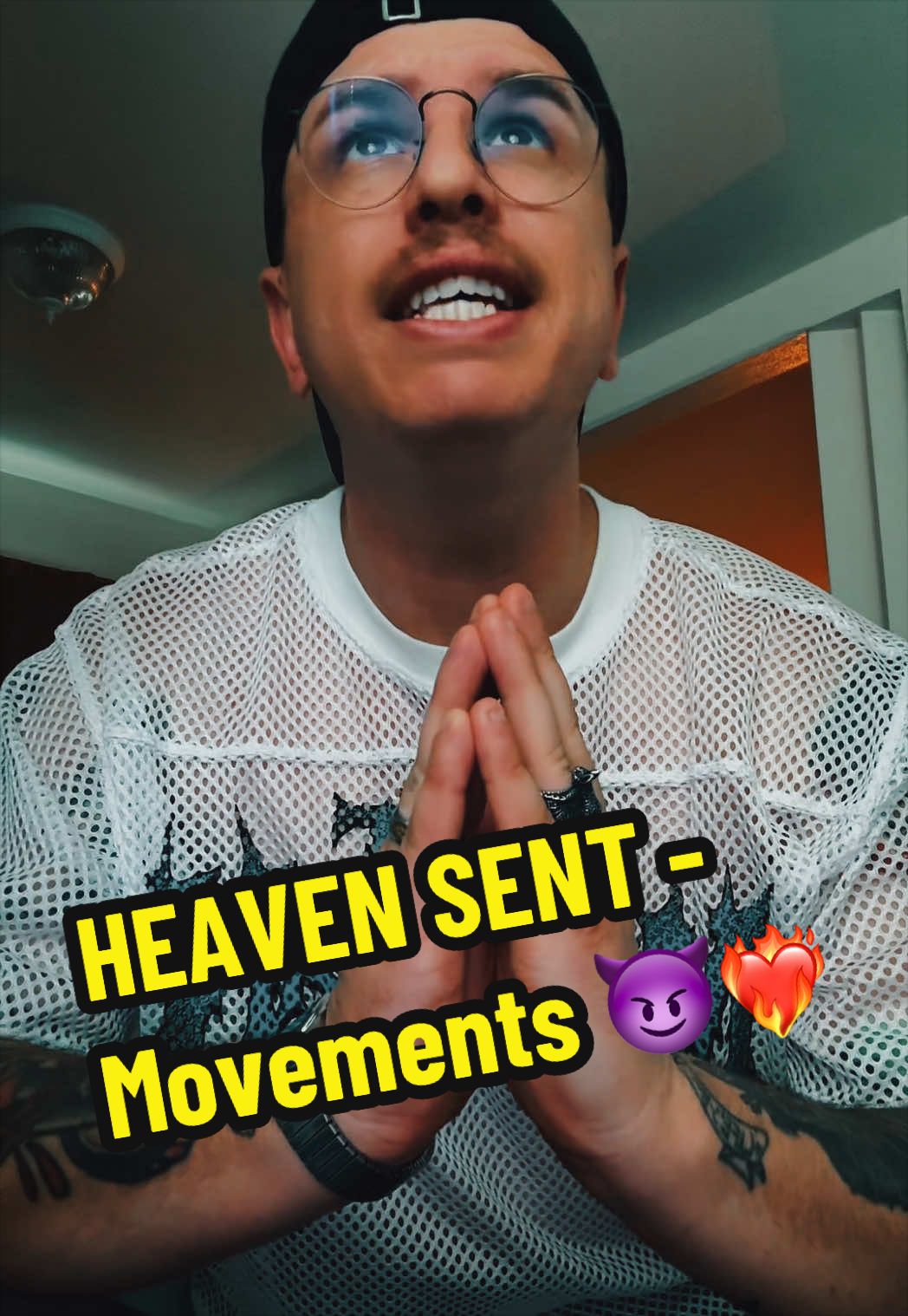 @Ryan 🦇🖤