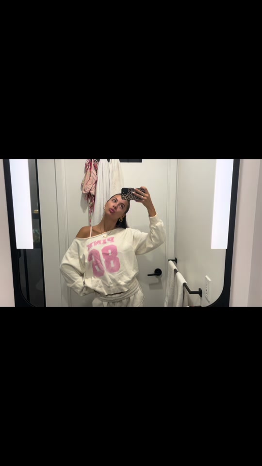 @ella.bryk
