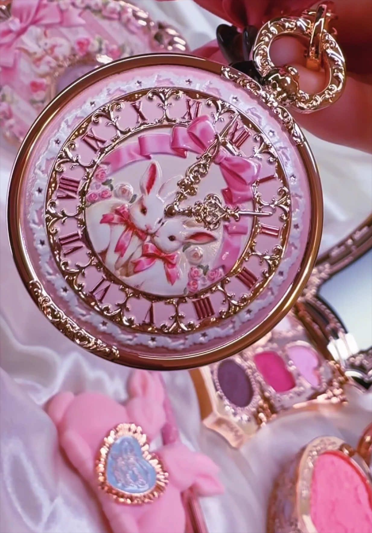 @Bunny 🐇 Perfume & Makeup