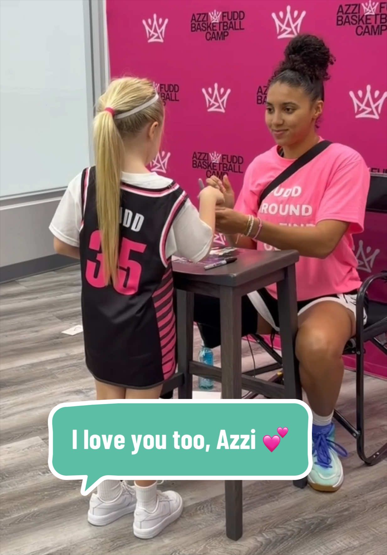 @Superfan Vivian