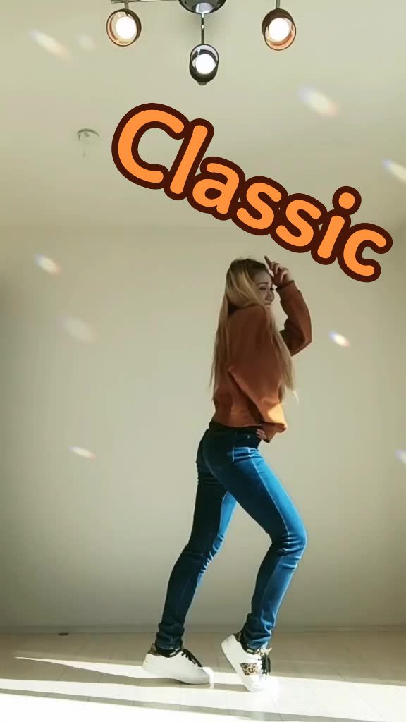 @šMOMOEDANCEš