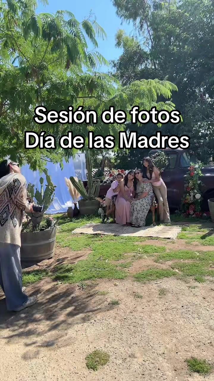 @️Angie Cast