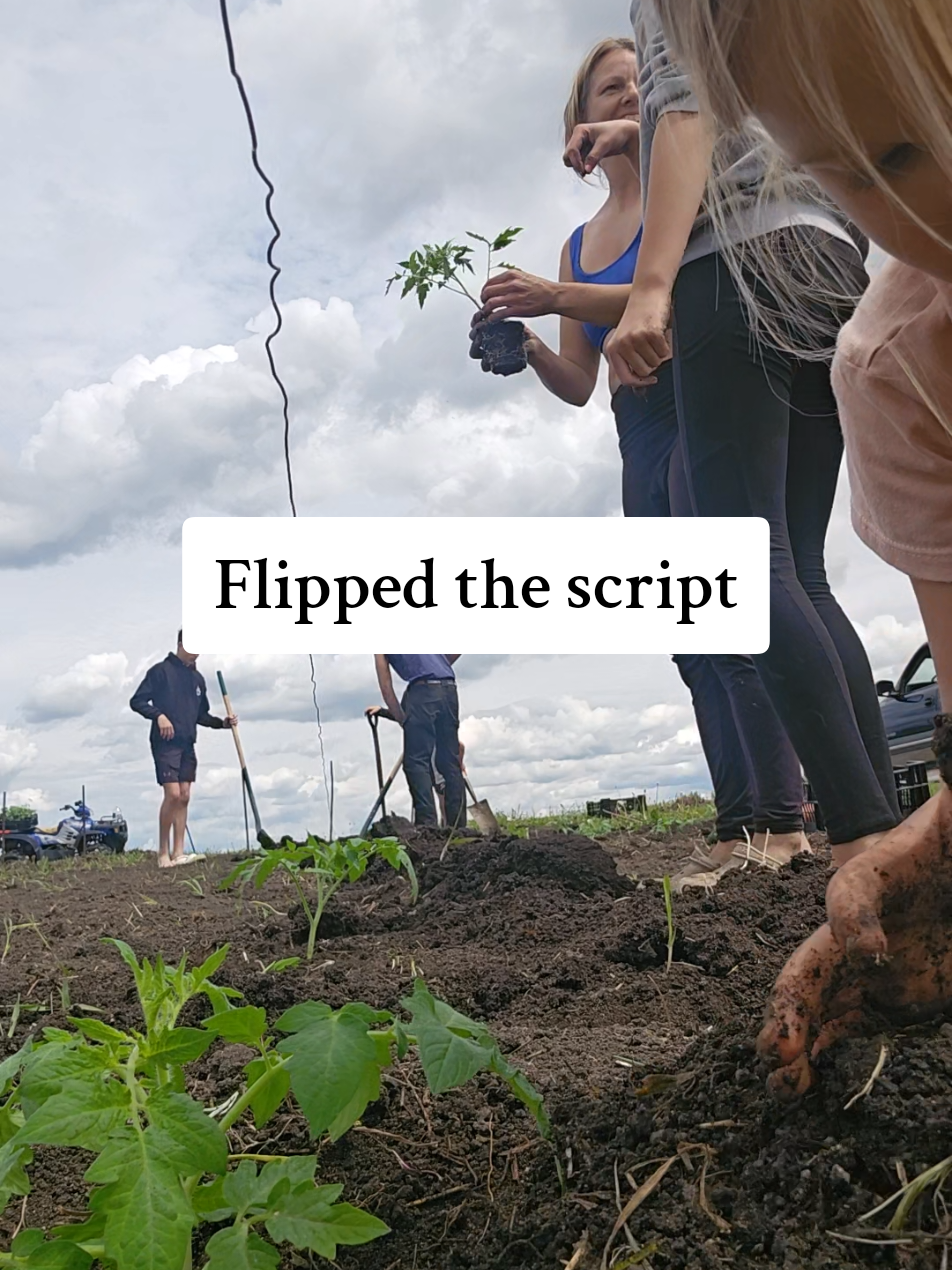 @Liz | Rooted Simply🤍