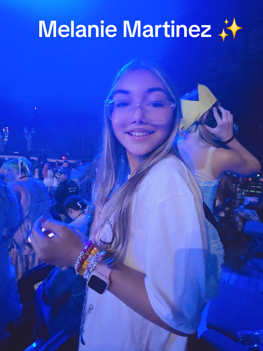 @j u l i a n n a✨️