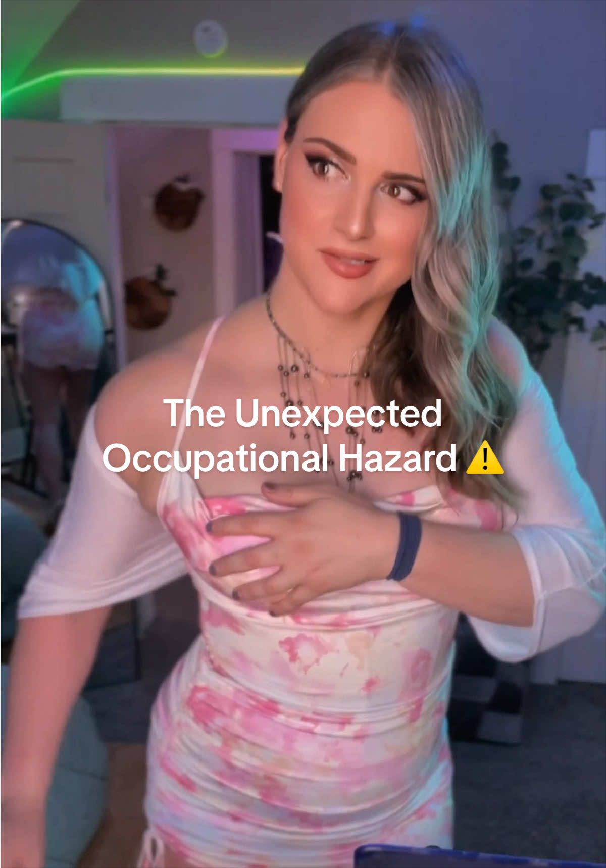 @AlsoAshley