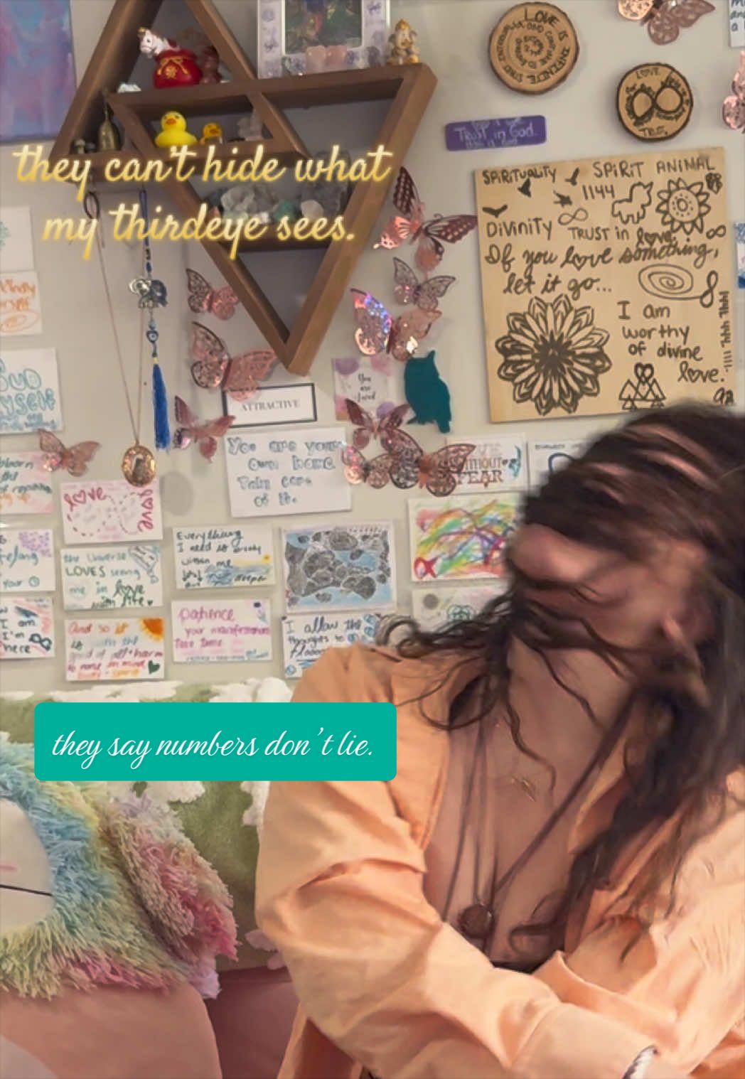 @andidances ☮︎