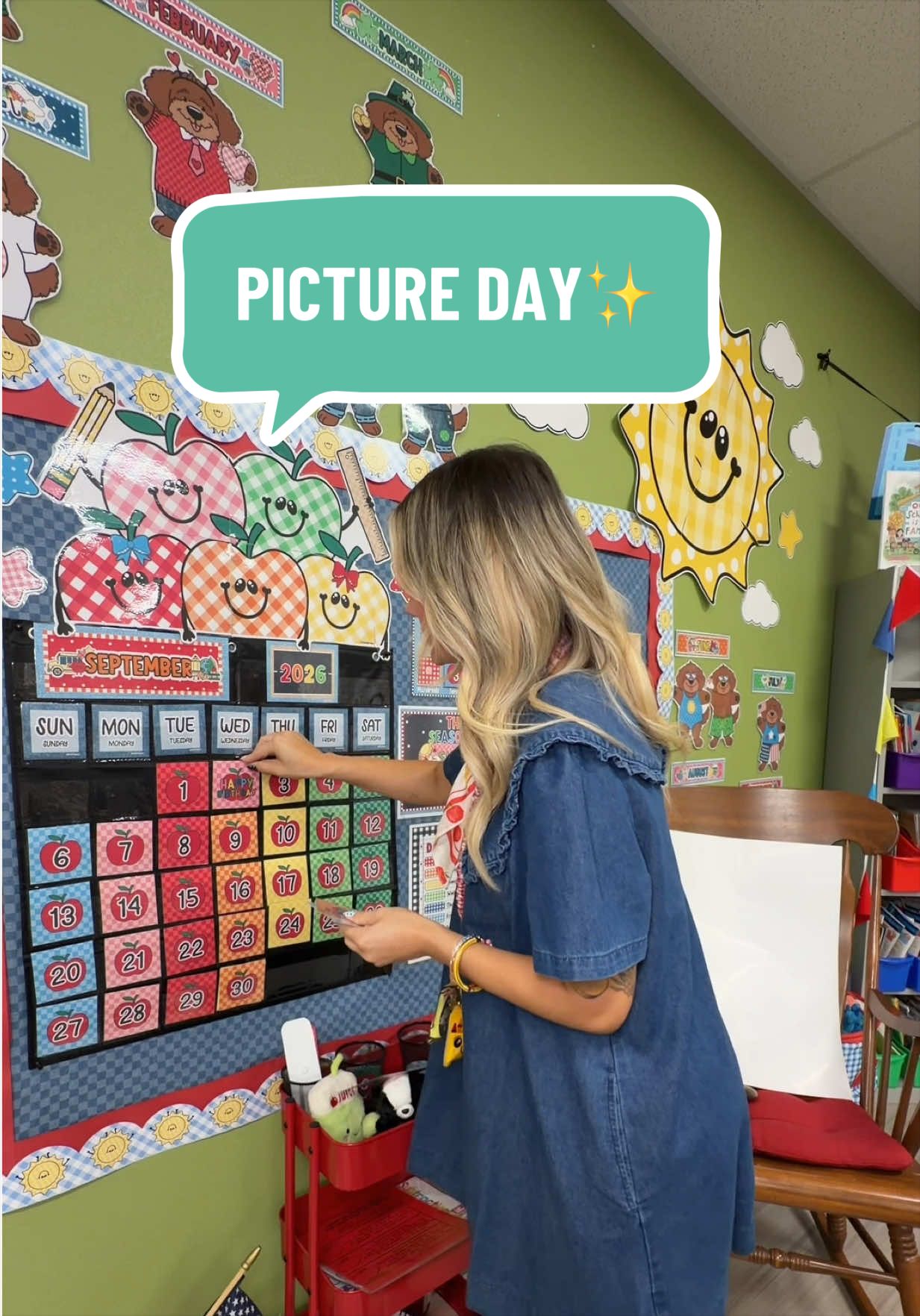 @Hales | boy mom | Teacher