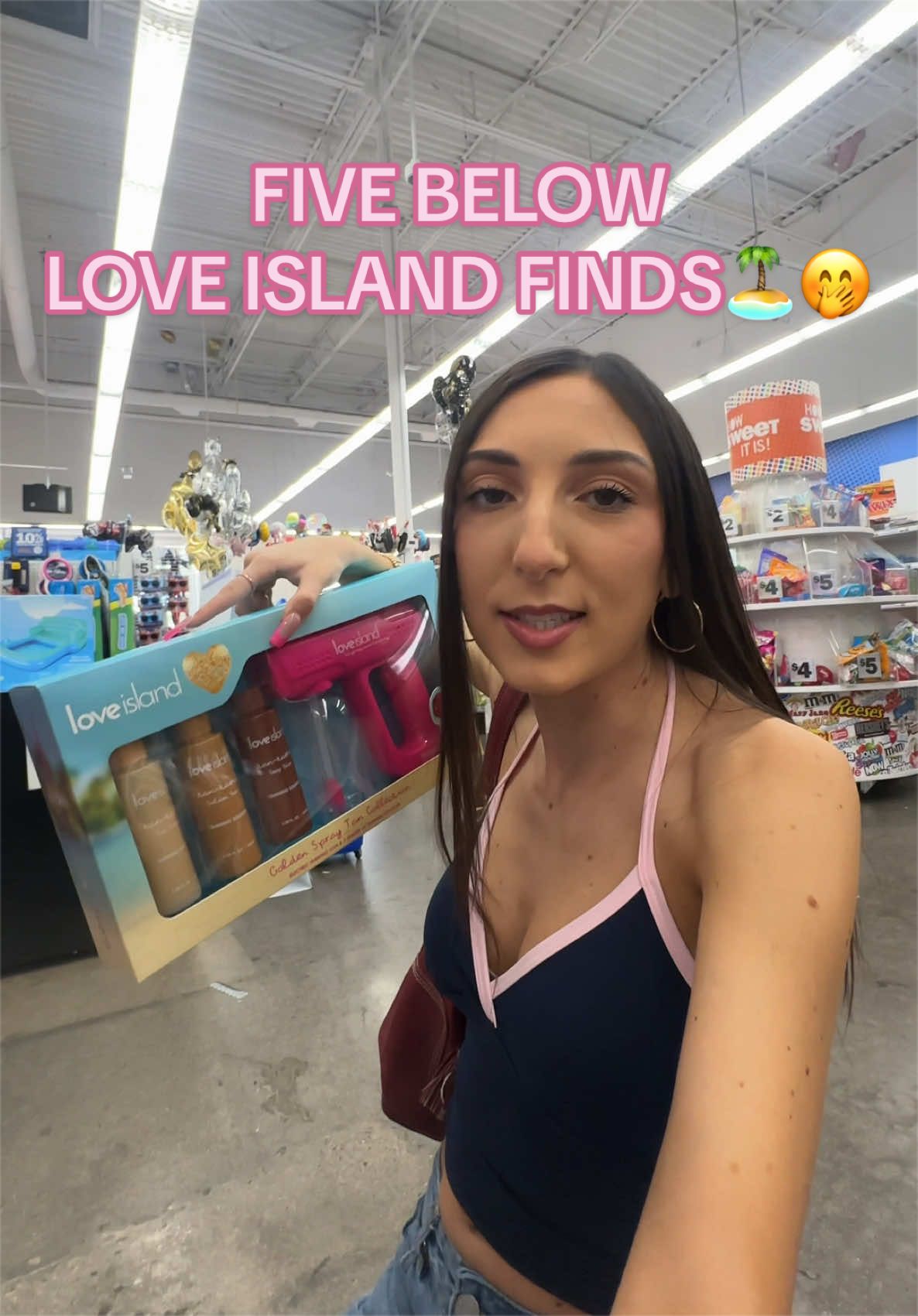 @ItsAlexisSimone