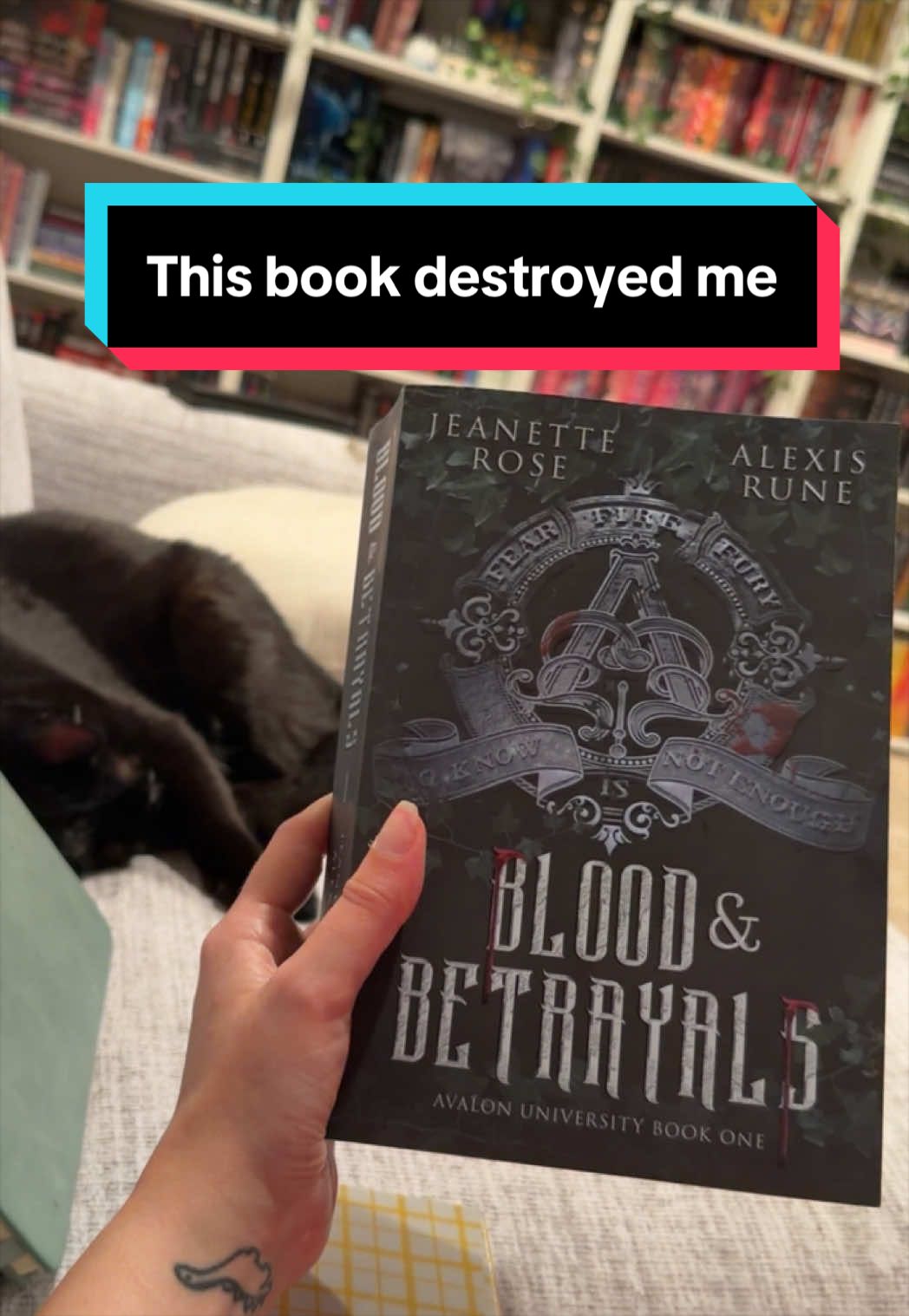 @Miranda 📚🖤