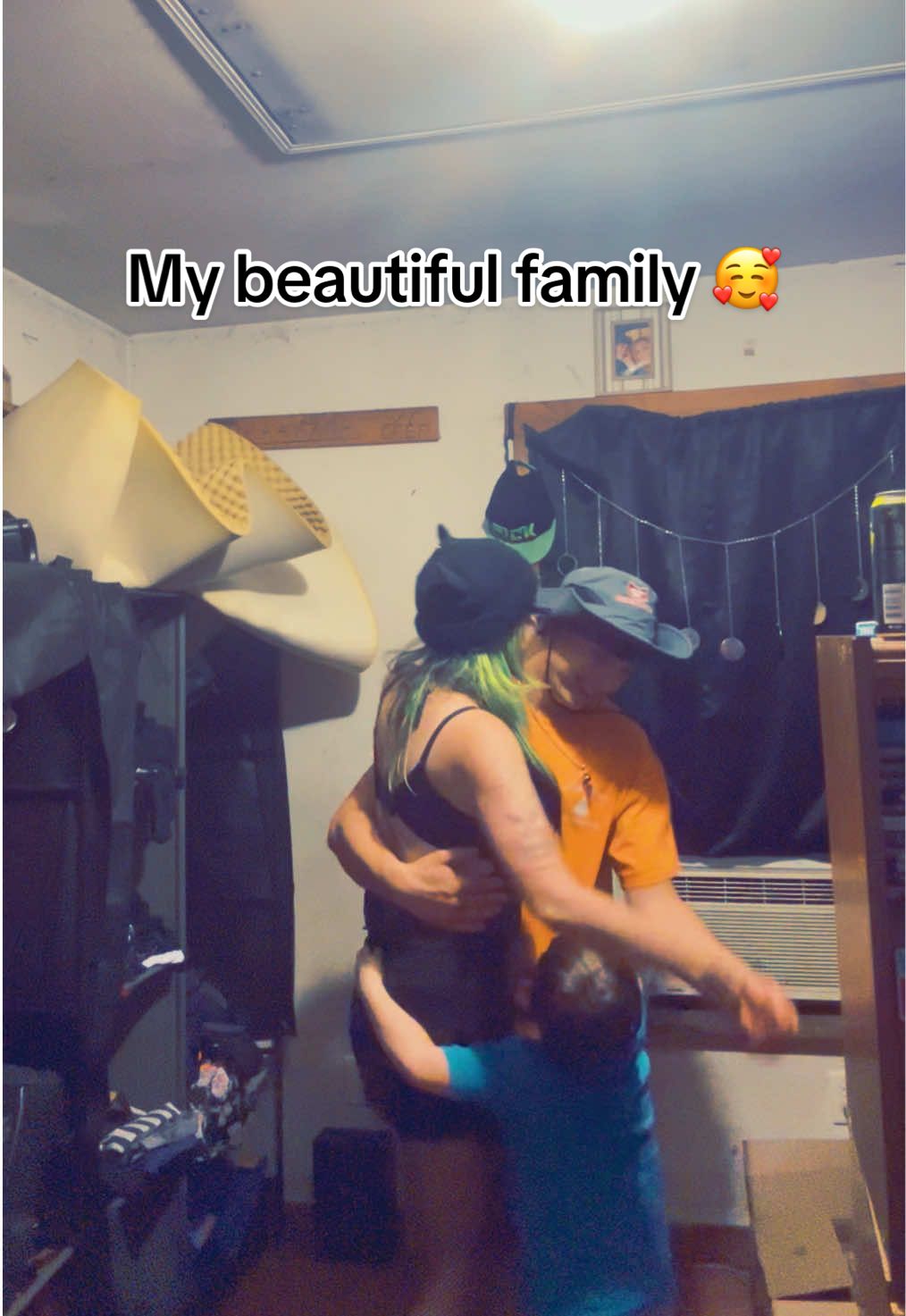 @JcJackKnife