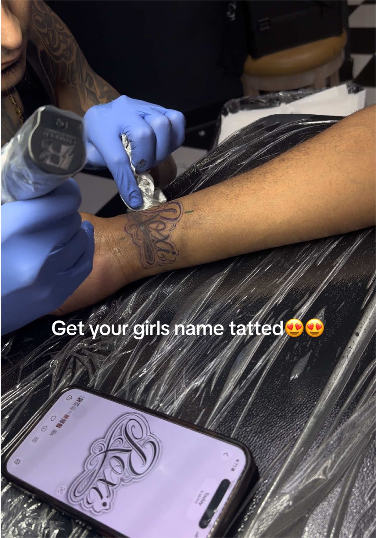 @roxi