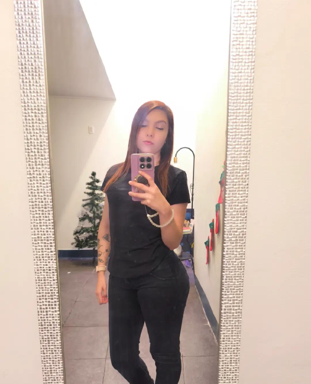 @Denisse Ram&iacute;rez 🏳️&zwj;🌈 🃏