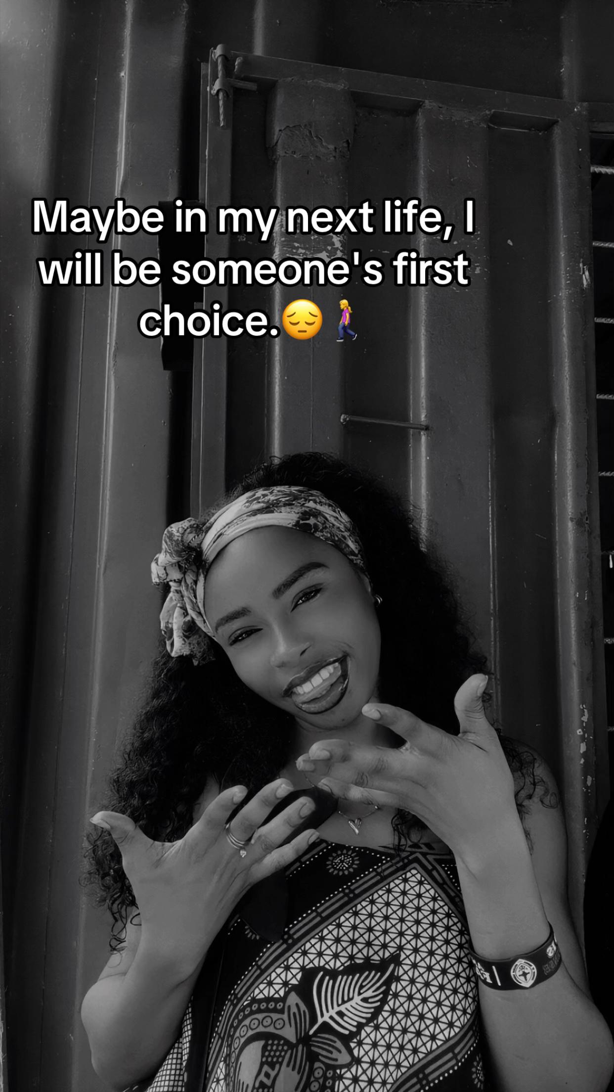 @IVYmEnA🥺❤️🎀🇧🇪