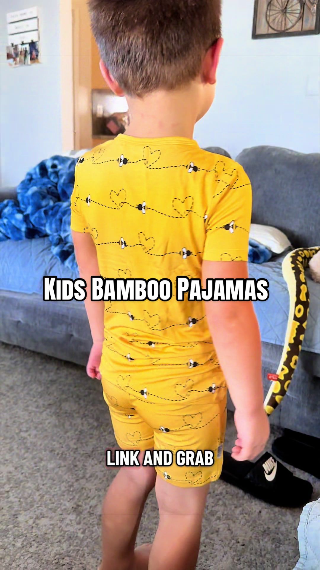 @Melanie &bull; Feral Boy Mom