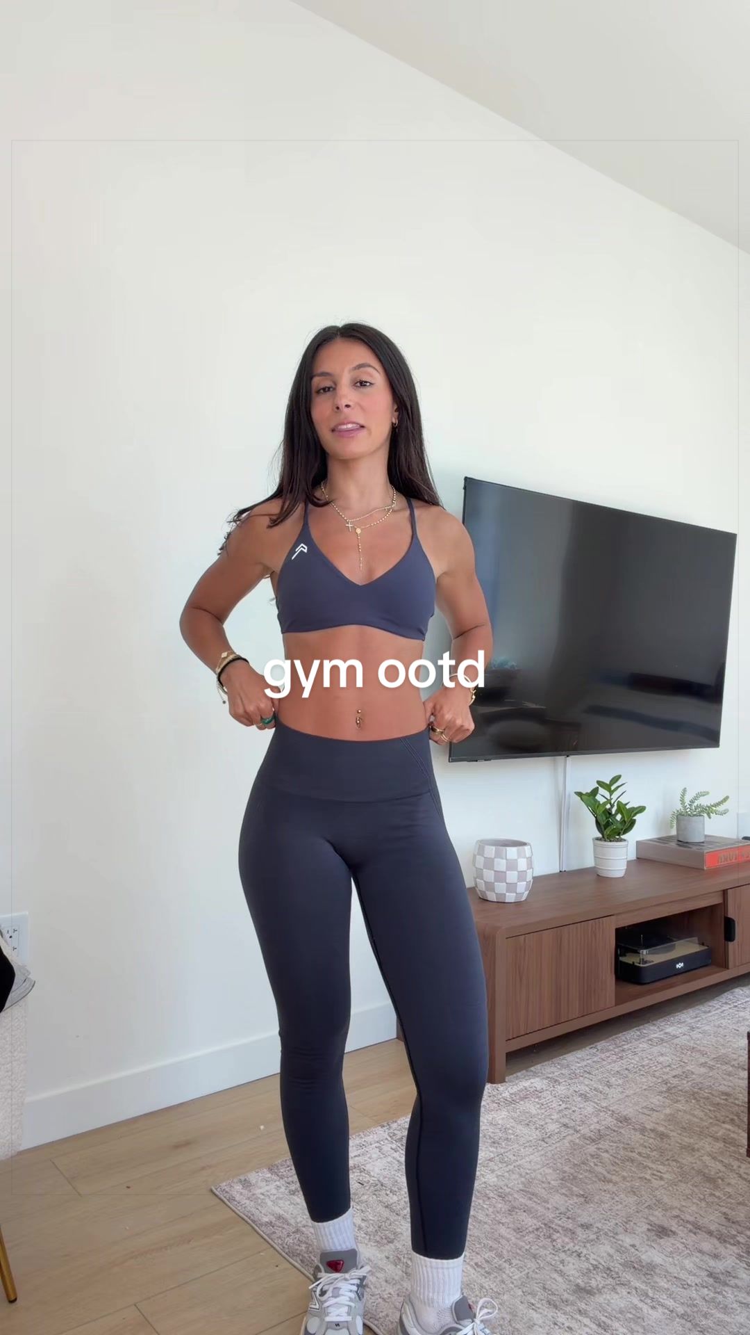 @alanacalviello