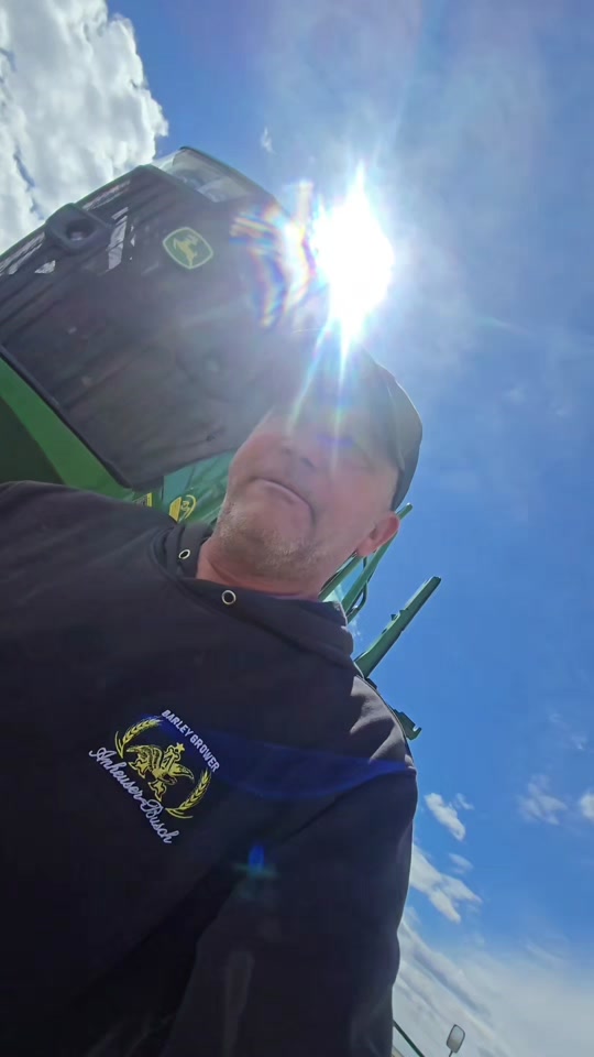 @1HANDNFARMING 🦾🌾🐂🚜