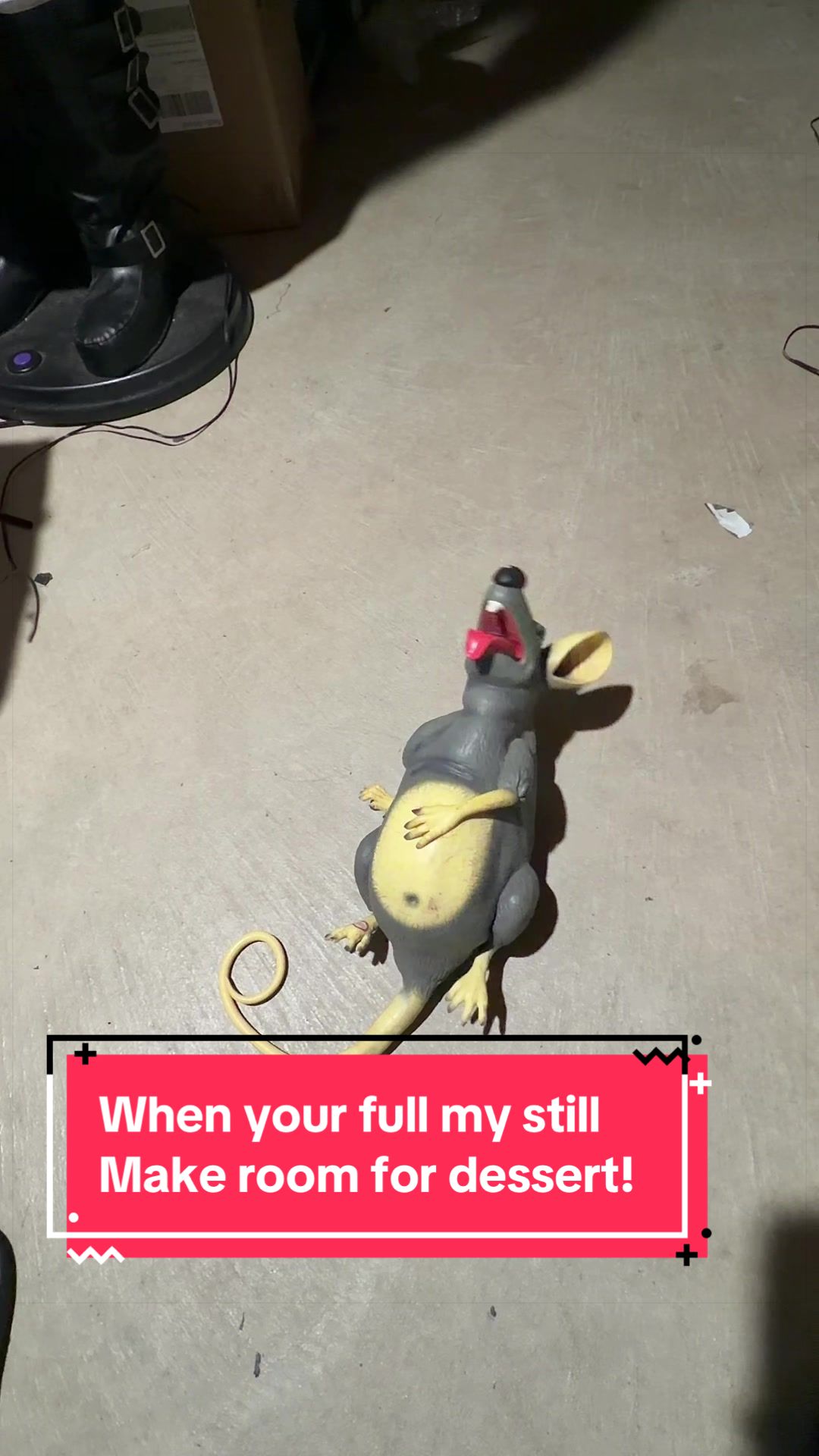 @Deezanimatronics