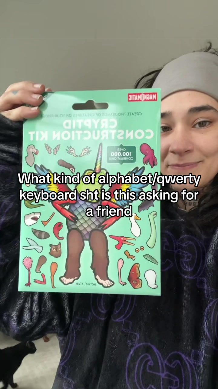 @juliaknitthis
