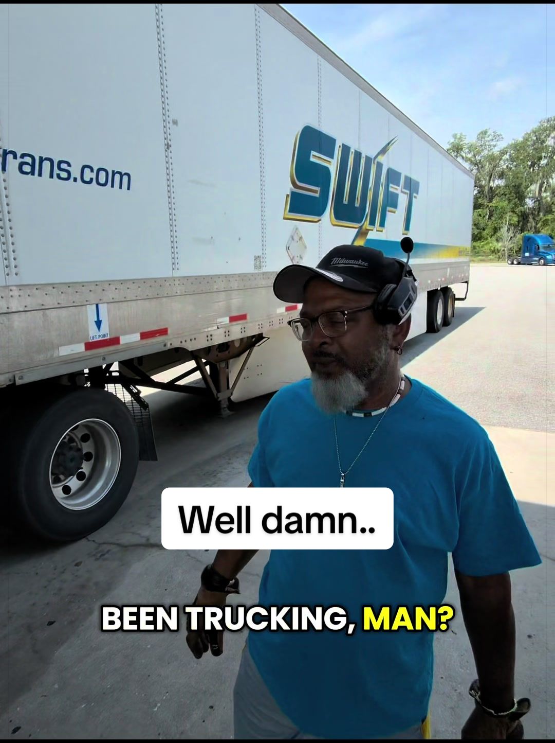 @trxckwrld_