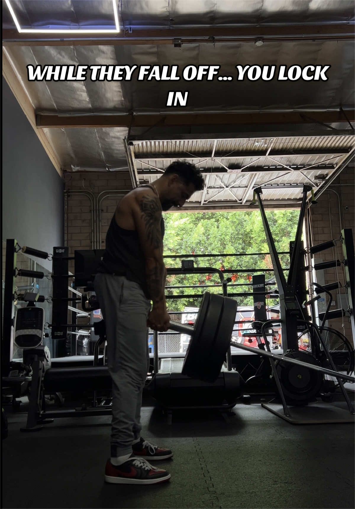 @RolandoCorzoFitness