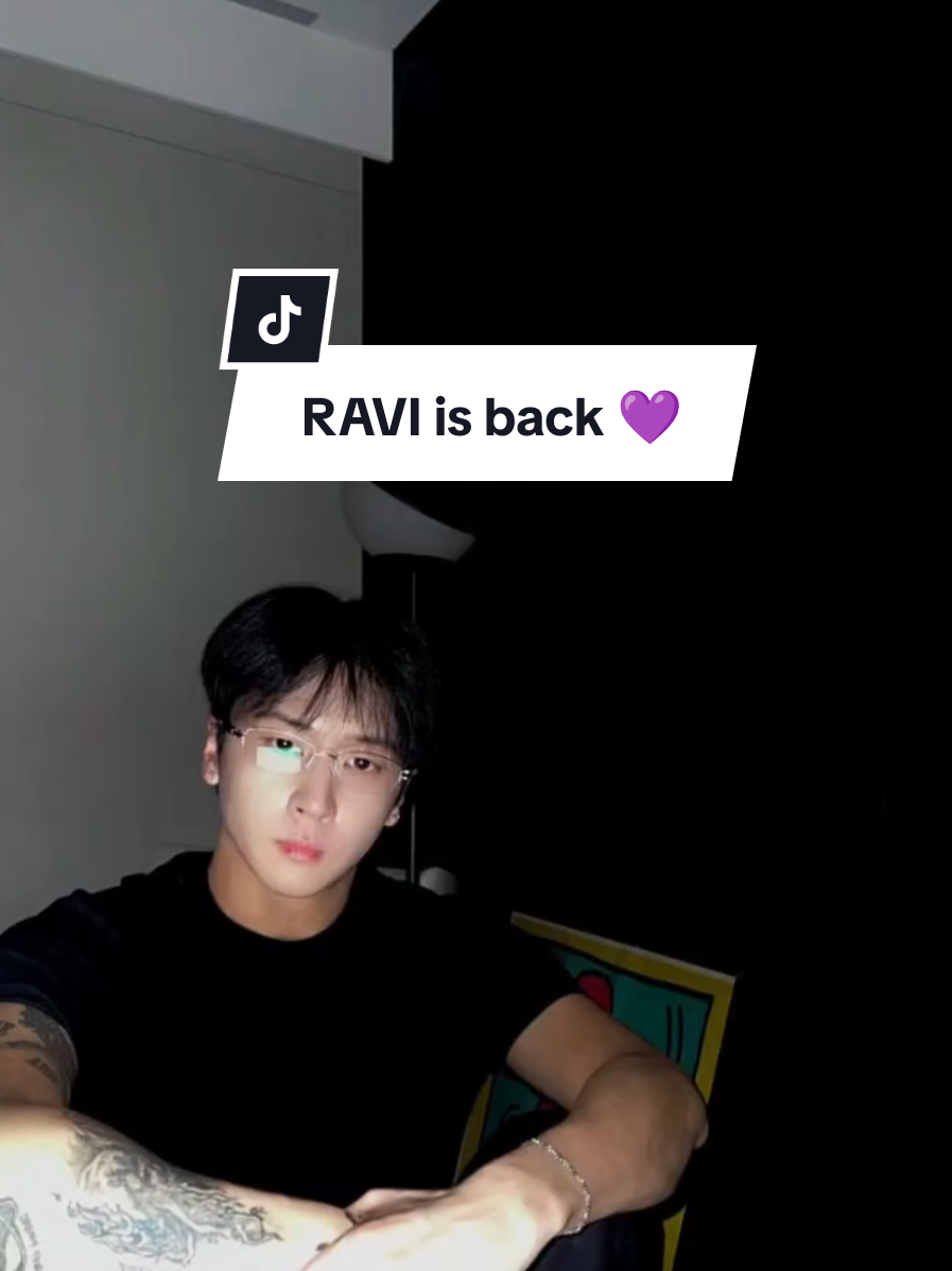 @CaroVIXX | a fan account