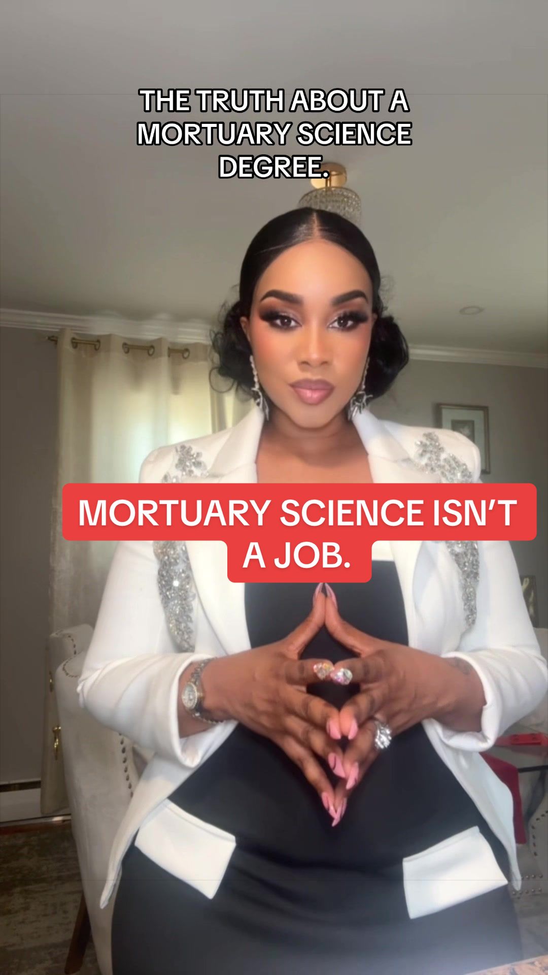 @Mortuarypysche.Her