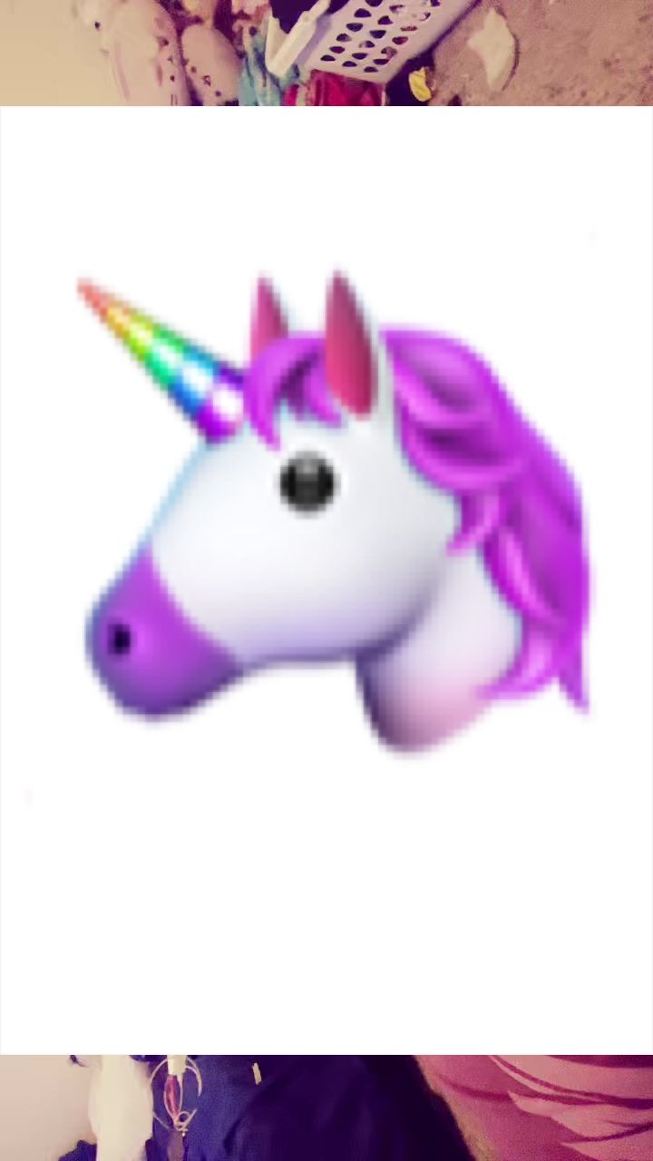 @🦄