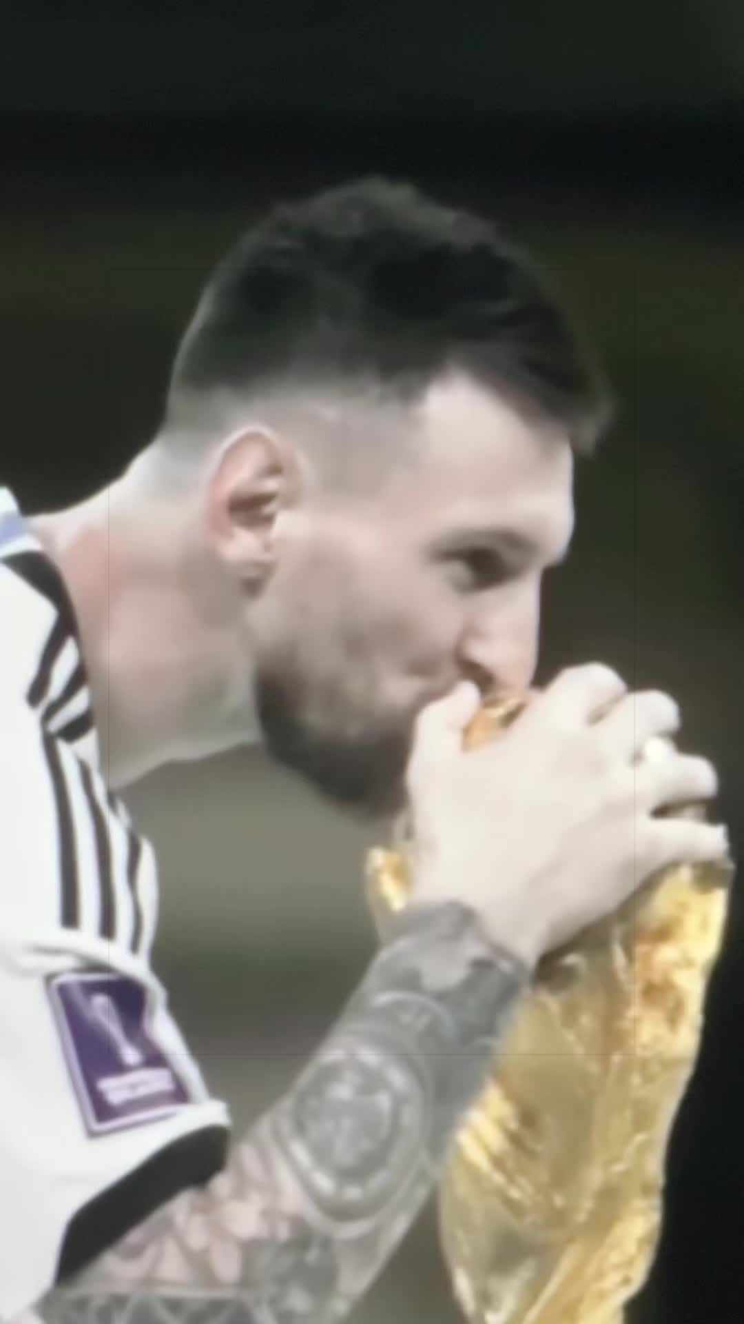 @𝔊𝔩𝔬𝔯𝔦𝔞 𝔑𝔦𝔢𝔱𝔬