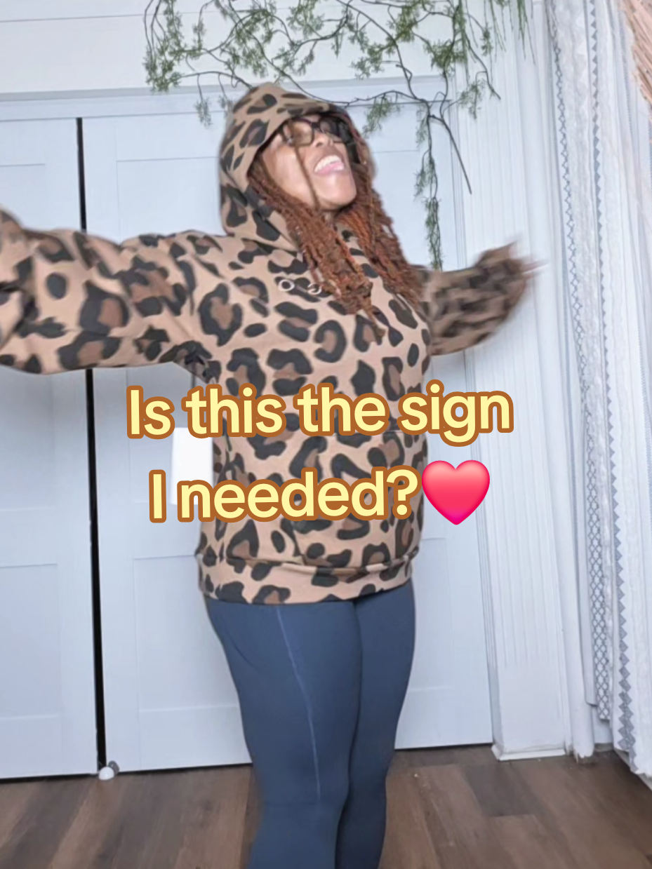 @krystalkanarii