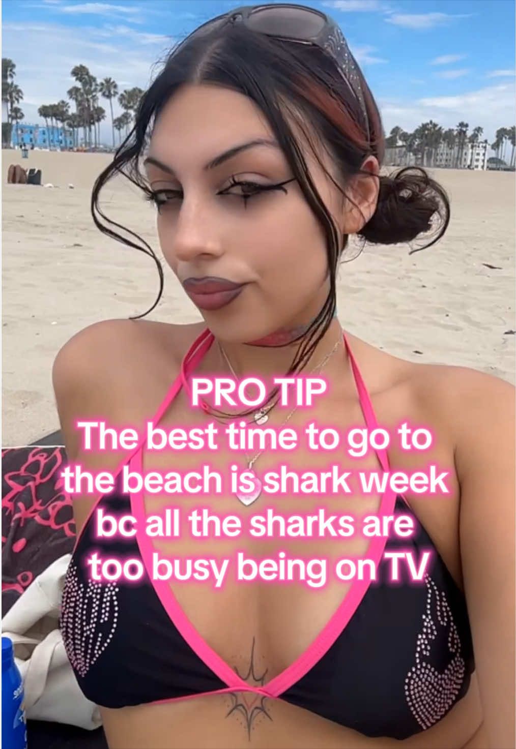 @👻