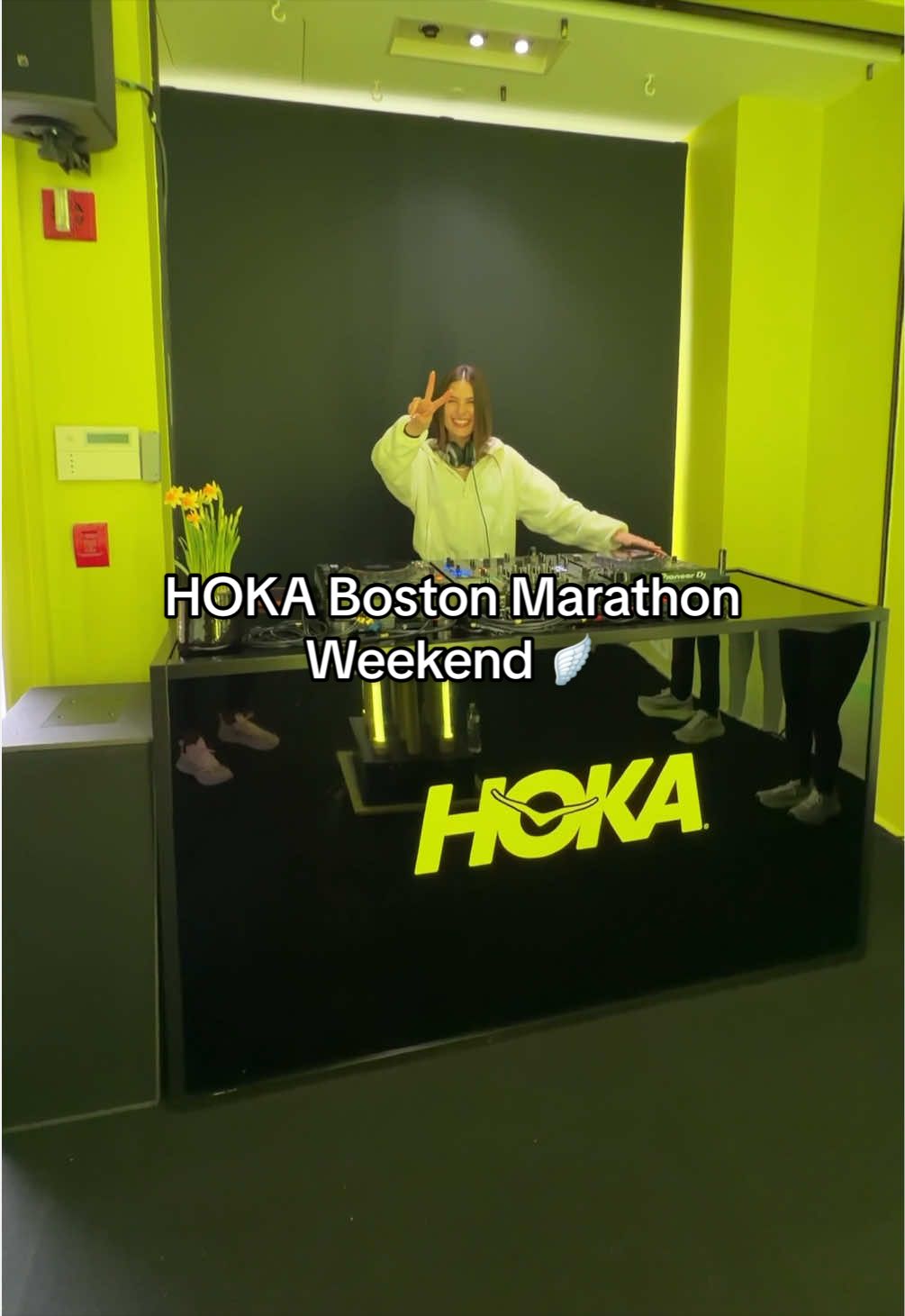 @HOKA