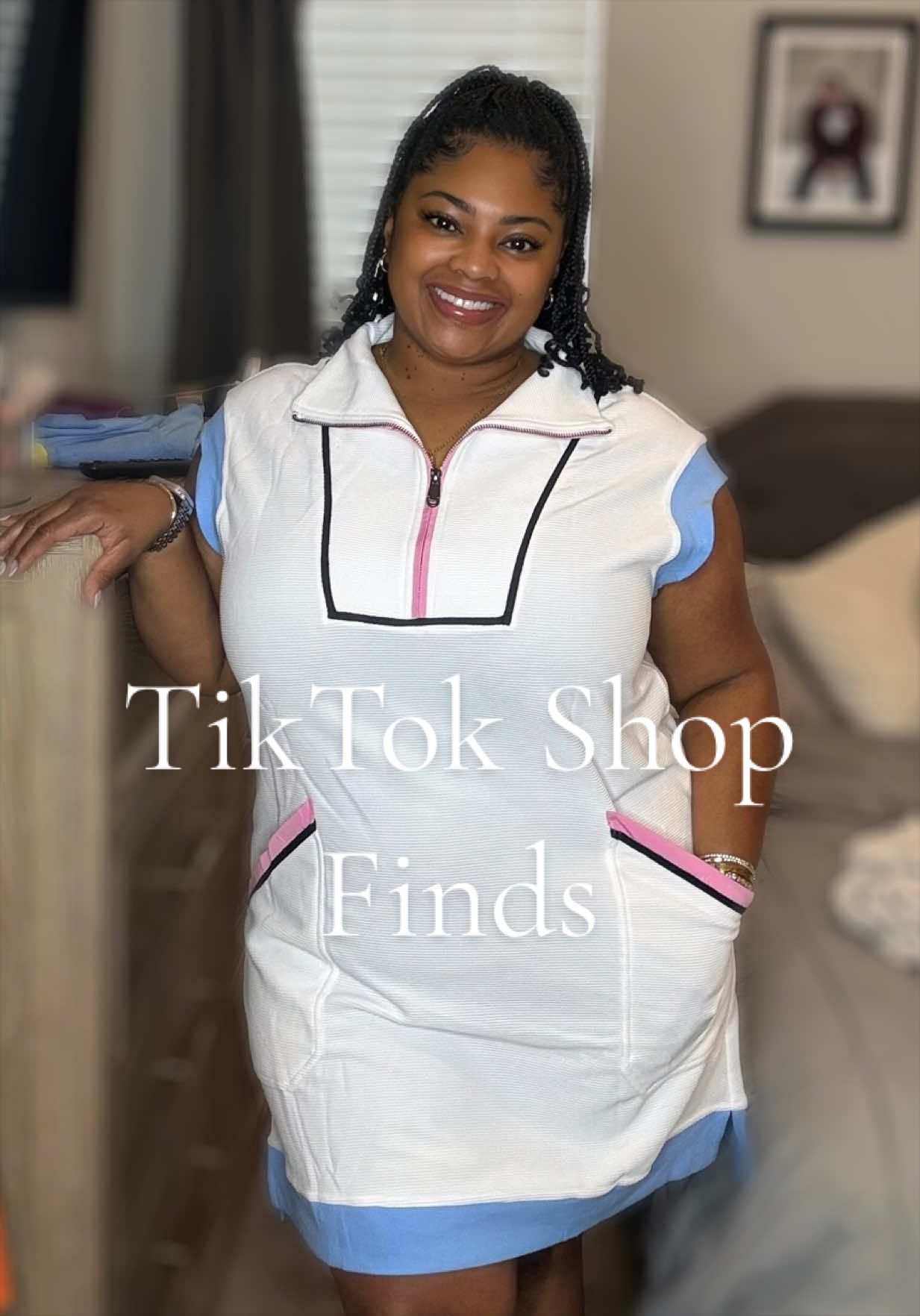 @Ash | HR Fashion Girl | BoyMom