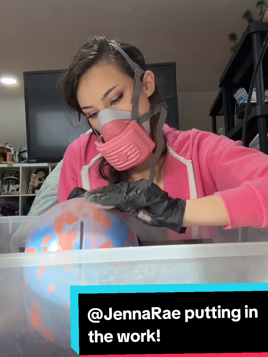 @Gas Mask Girls